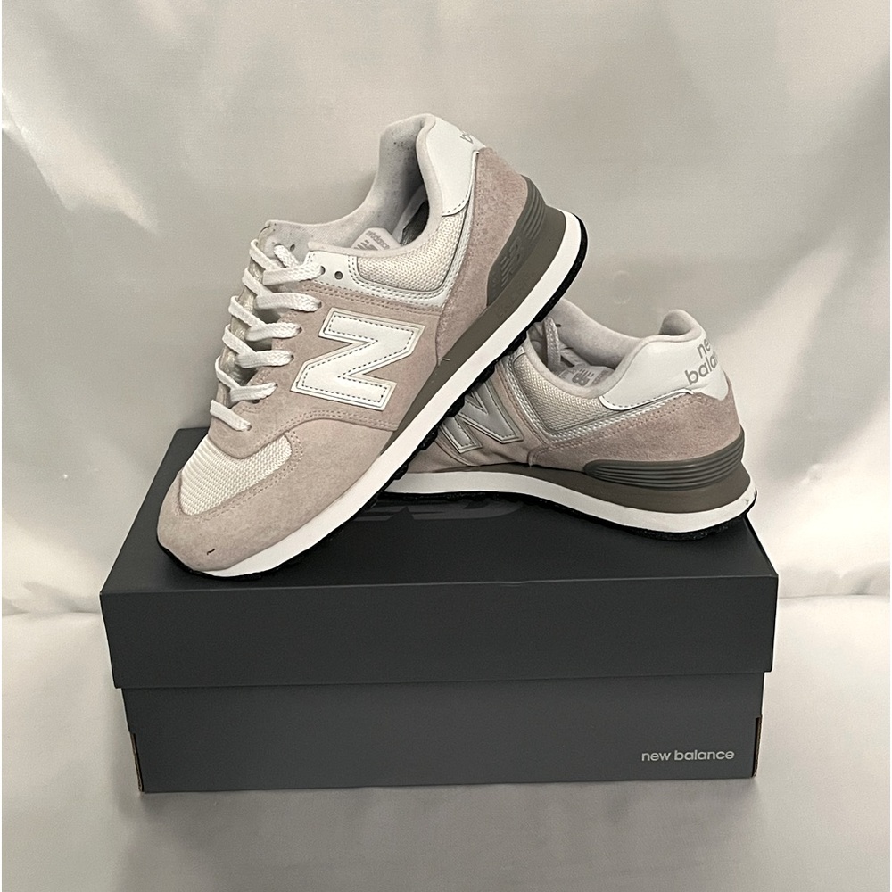 New Balance 574 Mens 7.5 Used